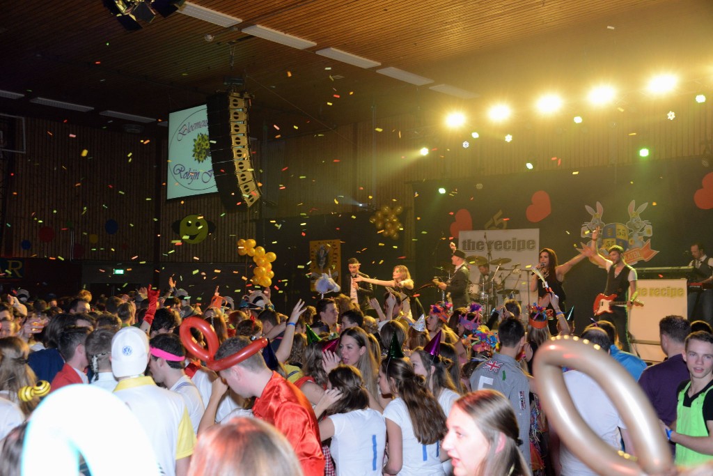 ../Images/Jubileum feest 5x11 277.jpg